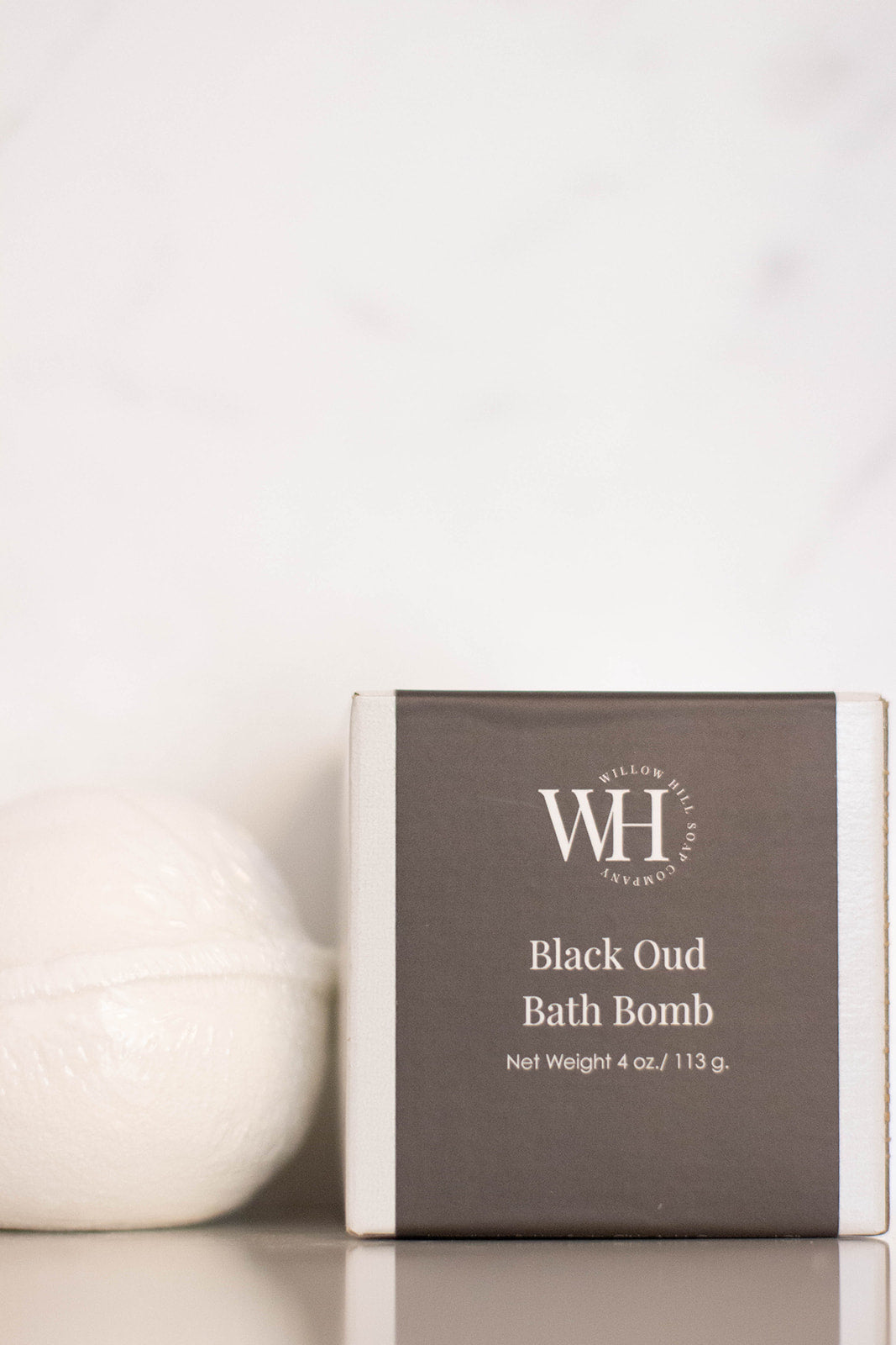 Black Oud Bath Bomb